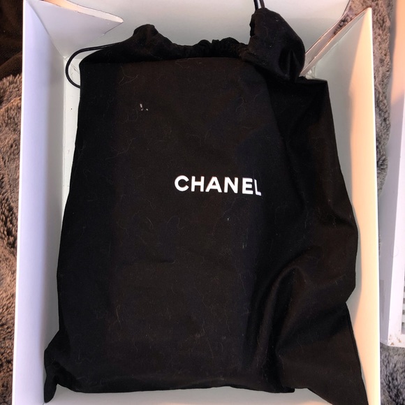 Chanel FlapBag (Camel) - Picture 7 of 8